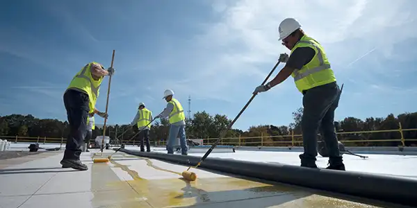 Charleston, SC commercial roofing crew